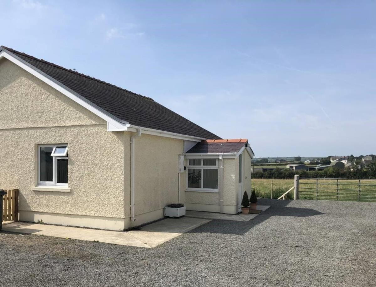 The Annexe - Spacious 2 Bedroom Detached Cottage Cardigan Exteriör bild